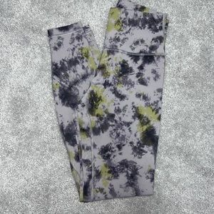 Never worn lululemon align size 6